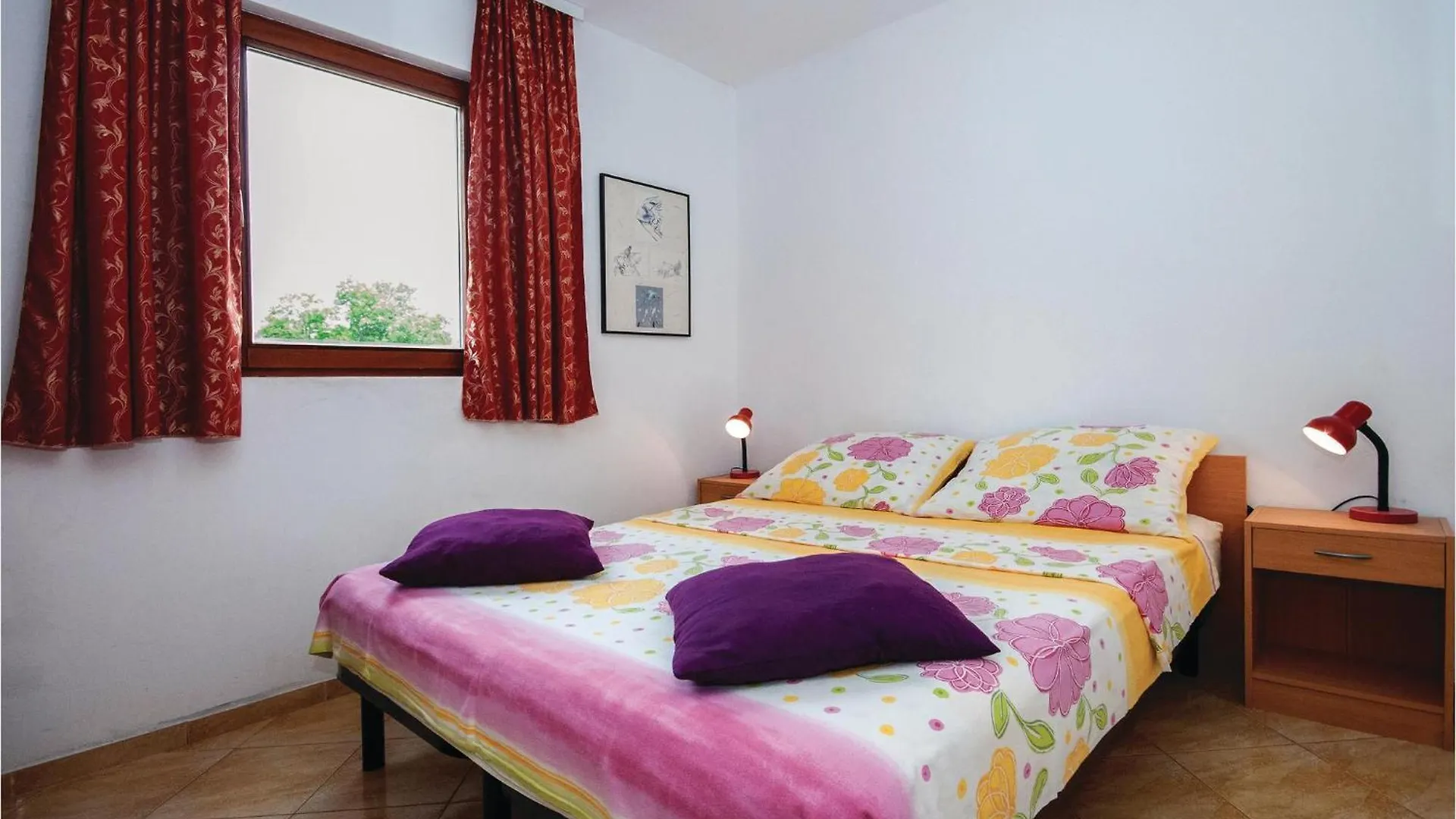 3 Bedroom Gorgeous Apartment In Maslenica