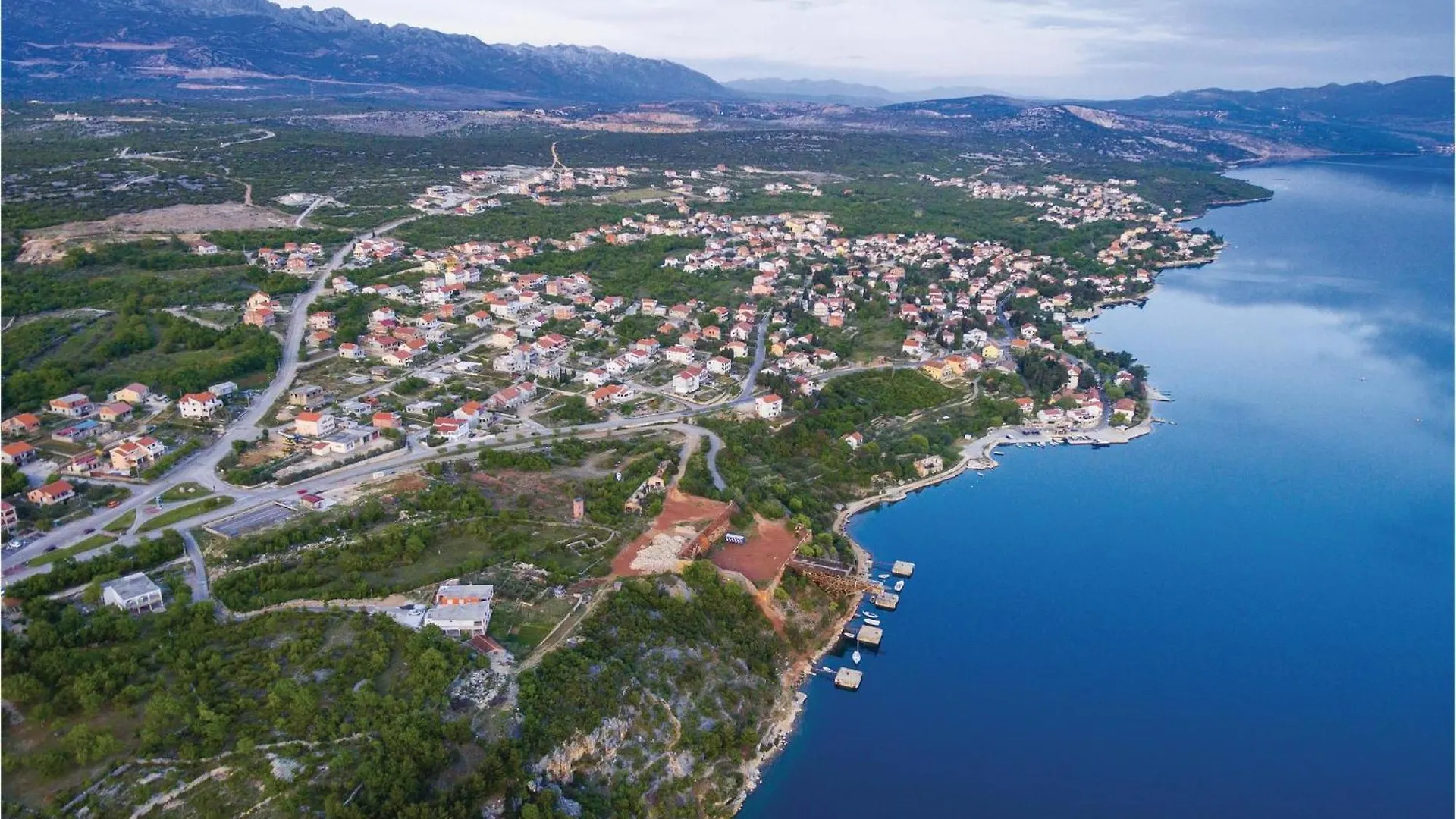 3 Bedroom Gorgeous Apartment In Maslenica 0*,